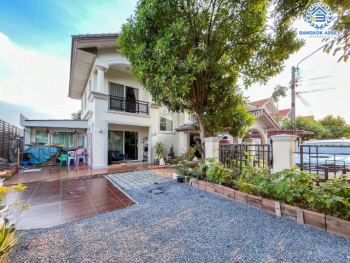 บ้านเดี่ยวมือสองย่านนนทบุรี ม.ภัสสร14 บางใหญ่ #หลังมุม เนื้อที่กว้างขวางมากถึง 64 ตร.ว. ฟังก์ชัน 4 ห้องนอน 2 ห้องน้ำ 2 ที่จอดรถ บ้านสภาพดี แถมฟรี! 4 เครื่องปรับอากาศ, 1 เครื่องทำน้ำอุ่น บนทำเลศักยภาพ ใกล้เซ็นทรัลเวสต์เกต, รถไฟฟ้าสายสีม่วง "สถานีตลาดบางใหญ่" และทางด่วน...